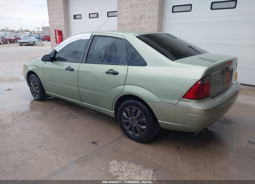 2007 FORD FOCUS S/SE/SES VIN: 1FAFP34N17W239888