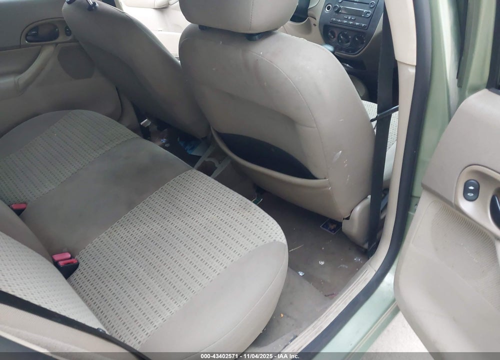 2007 FORD FOCUS S/SE/SES VIN: 1FAFP34N17W239888
