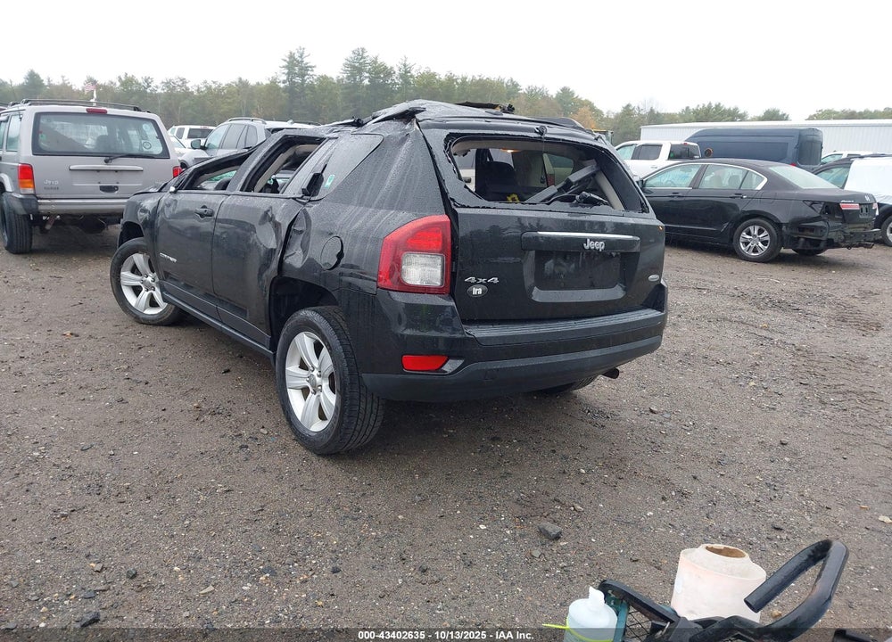 2015 JEEP COMPASS LATITUDE VIN: 1C4NJDEB4FD376724