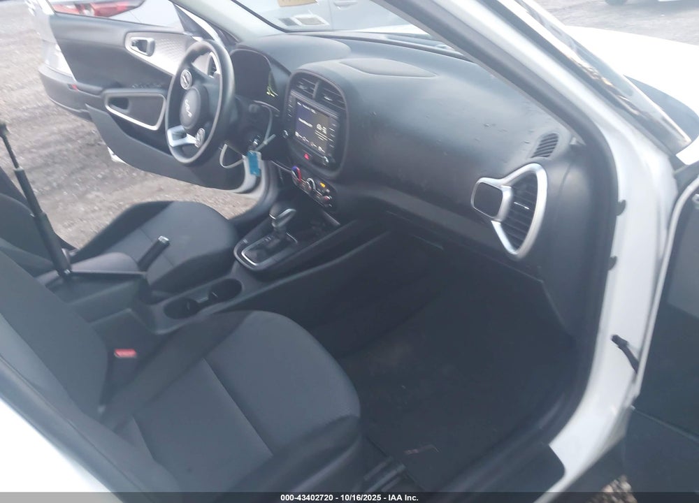 2023 KIA SOUL LX VIN: KNDJ23AU2P7866429