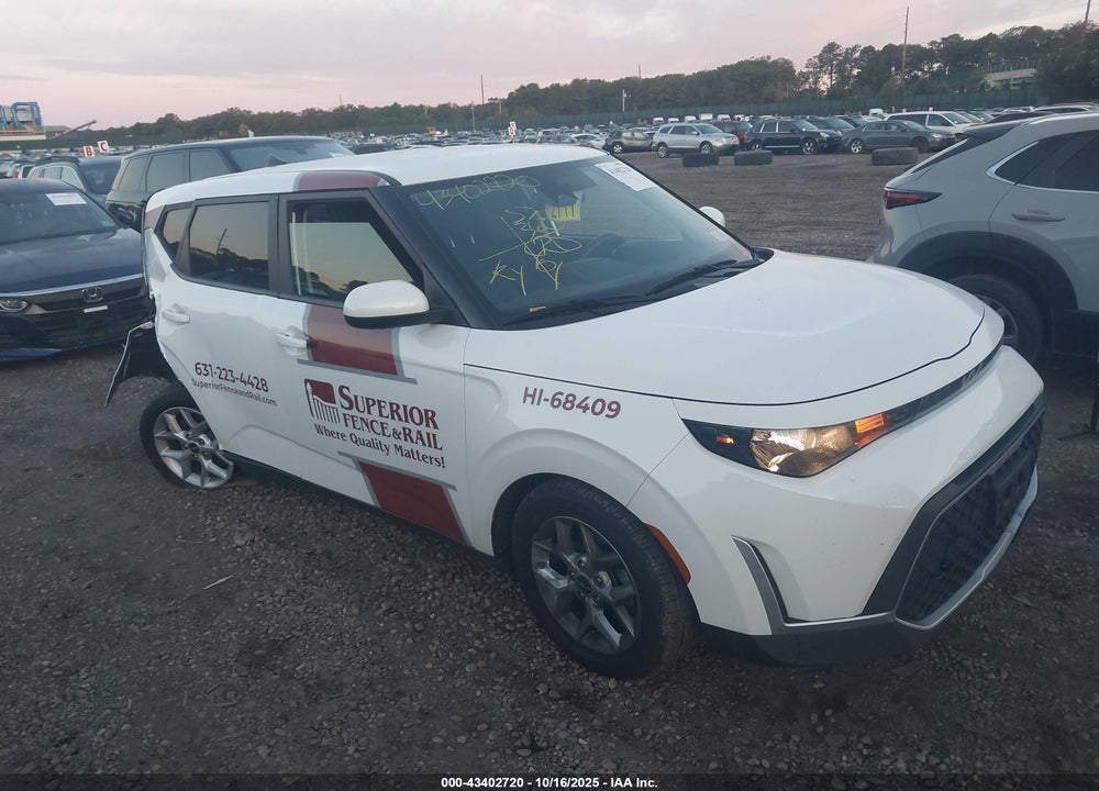 2023 KIA SOUL LX VIN: KNDJ23AU2P7866429