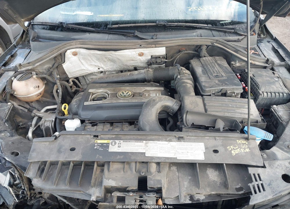 2016 VOLKSWAGEN TIGUAN VIN: WVGBV7AX6GW505249