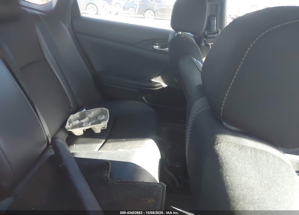 2019 HONDA CIVIC VIN: 2HGFC2F88KH578843