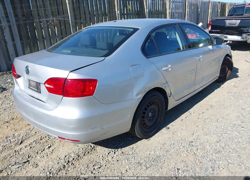 2013 VOLKSWAGEN JETTA VIN: 3VW2K7AJXDM259131