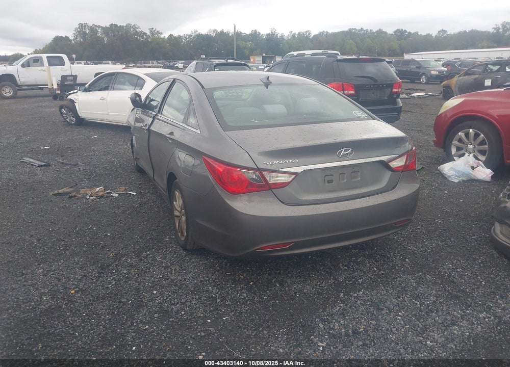 2013 HYUNDAI SONATA GLS VIN: 5NPEB4AC7DH761004