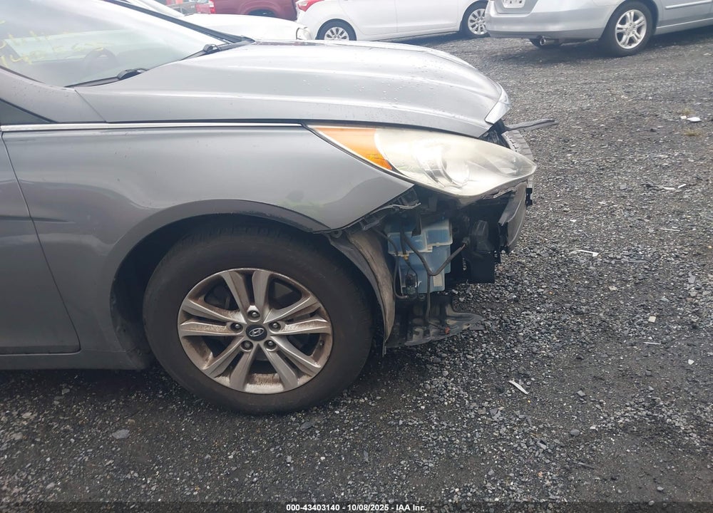 2013 HYUNDAI SONATA GLS VIN: 5NPEB4AC7DH761004