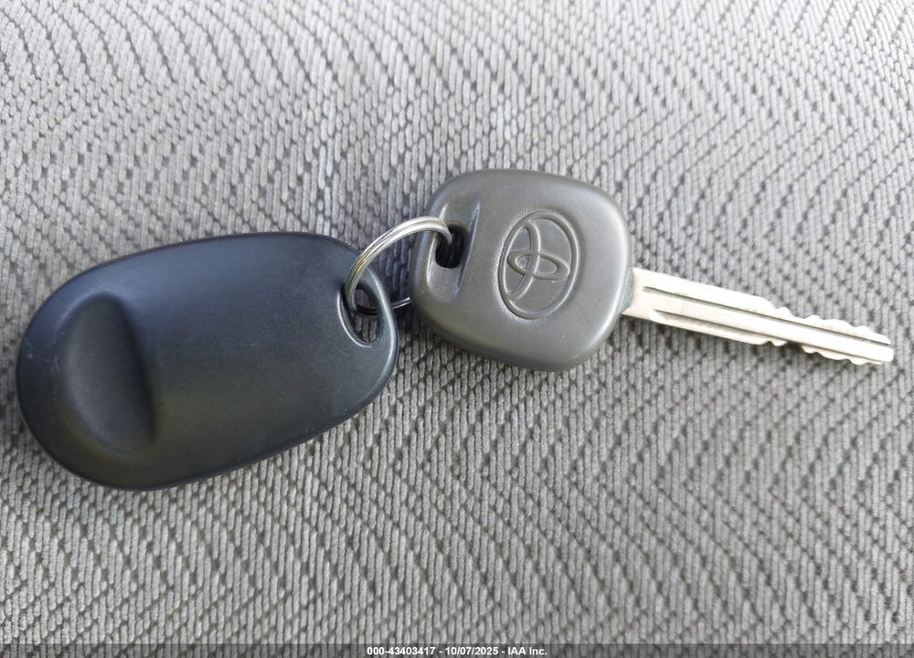 2006 TOYOTA SIENNA XLE VIN: 5TDZA22C86S489731
