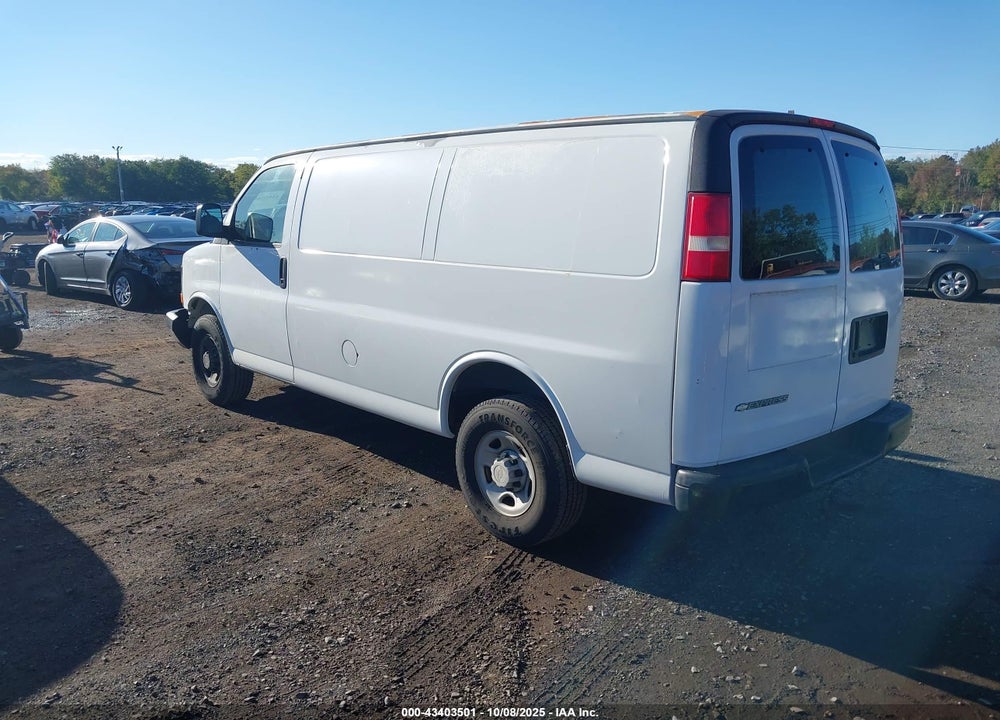 2007 CHEVROLET EXPRESS WORK VAN VIN: 1GCHG35U471229524