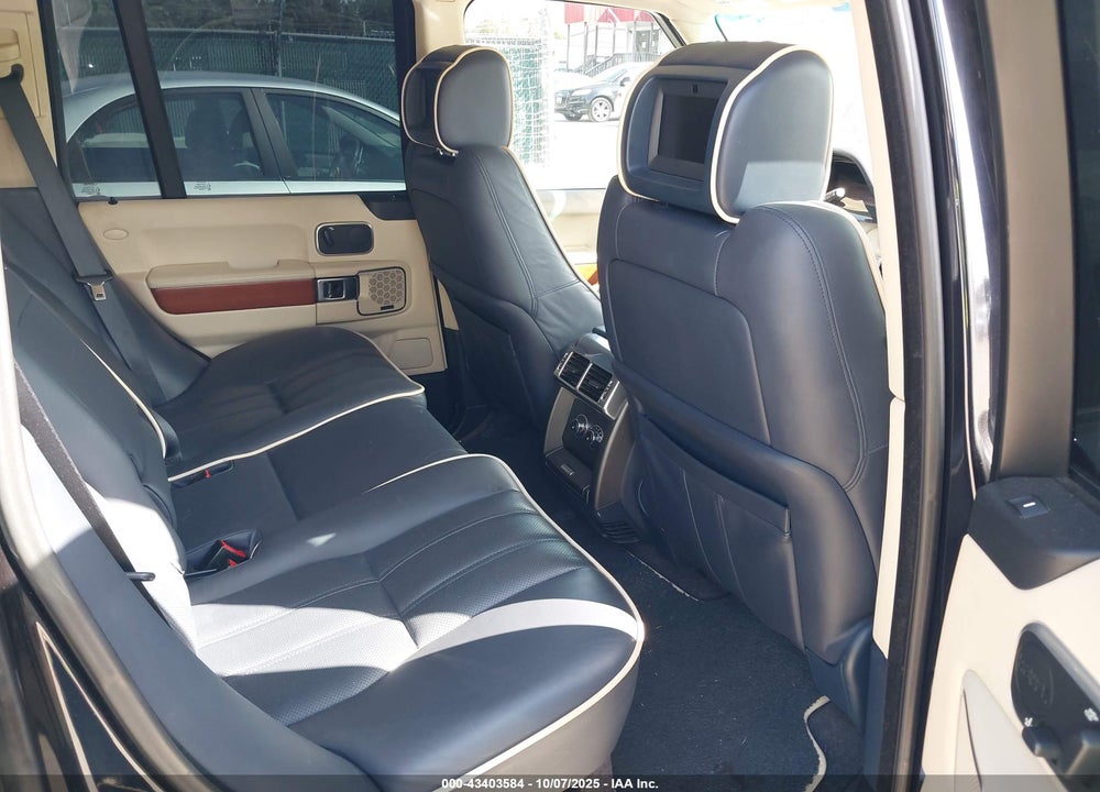 2010 LAND ROVER RANGE ROVER VIN: SALMF1D43AA315284