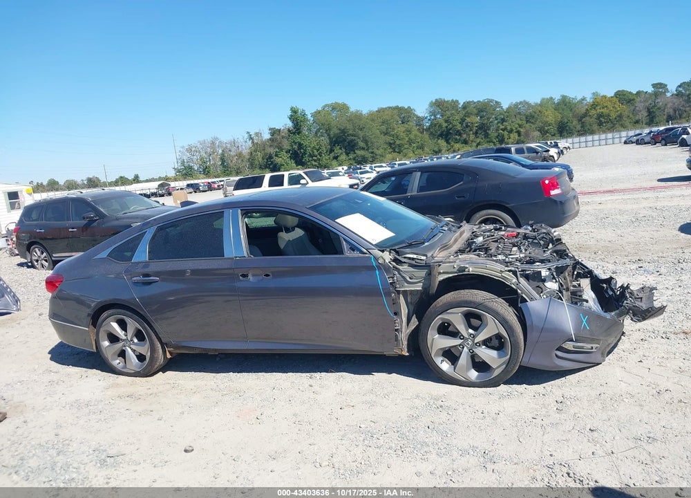 2018 HONDA ACCORD TOURING VIN: 1HGCV1F92JA072843
