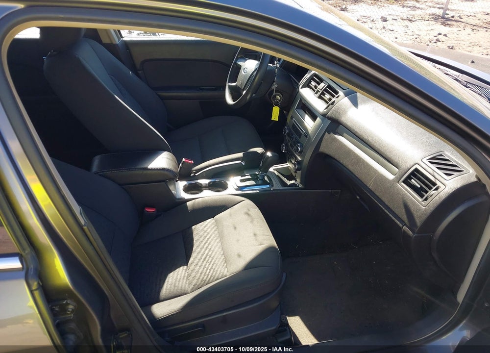 2011 FORD FUSION VIN: 3FAHP0HGXBR232047