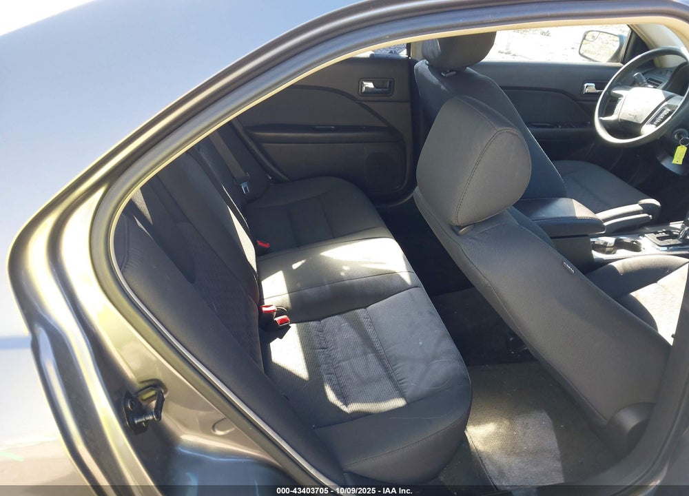 2011 FORD FUSION VIN: 3FAHP0HGXBR232047