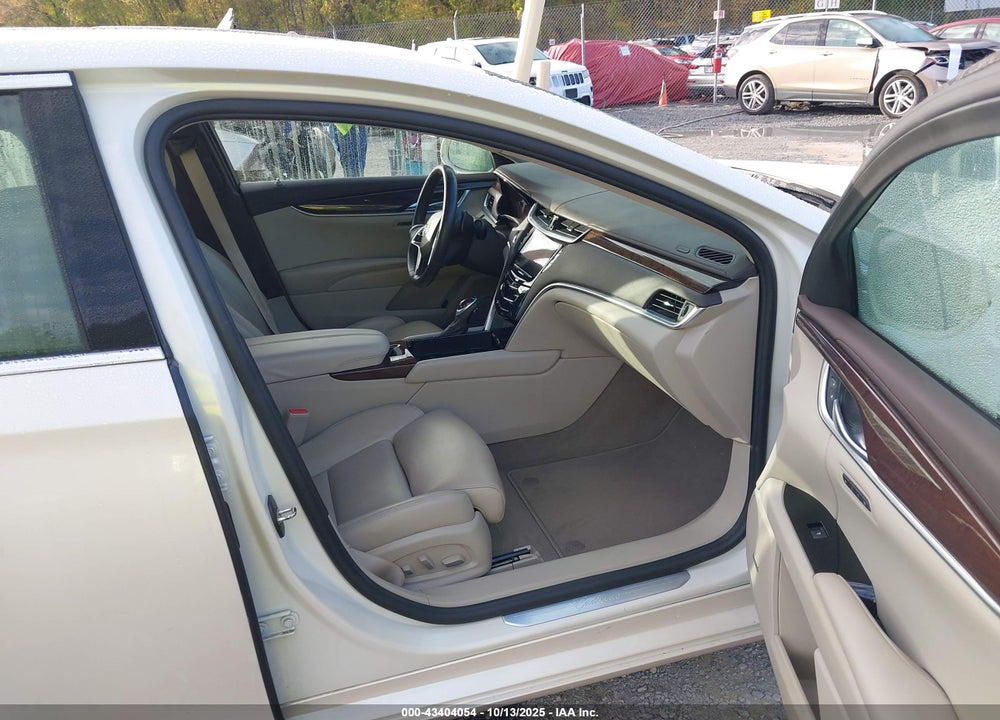 2014 CADILLAC XTS VIN: 2G61M5S38E9121551