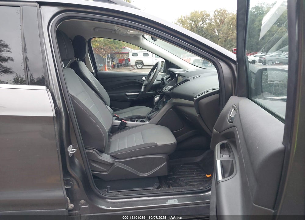 2016 FORD ESCAPE VIN: 1FMCU0GX4GUA21288