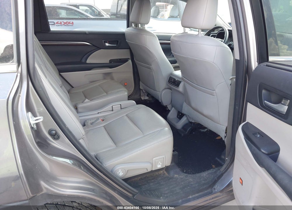 2015 TOYOTA HIGHLANDER LIMITED V6 VIN: 5TDDKRFH2FS087726
