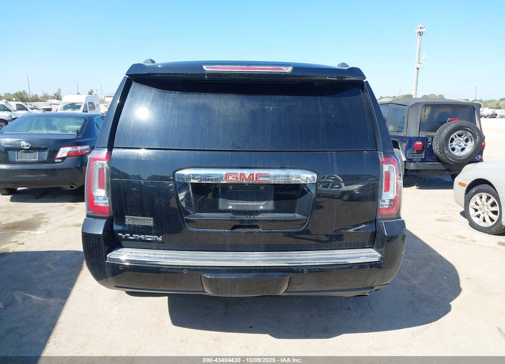 2015 GMC YUKON DENALI VIN: 1GKS2CKJ3FR163213