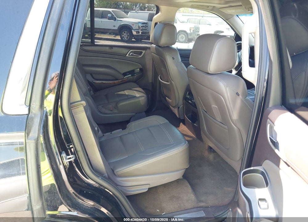 2015 GMC YUKON DENALI VIN: 1GKS2CKJ3FR163213