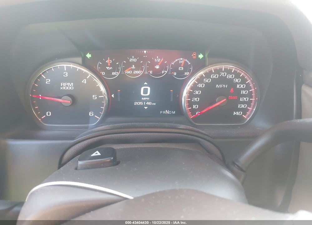 2015 GMC YUKON DENALI VIN: 1GKS2CKJ3FR163213