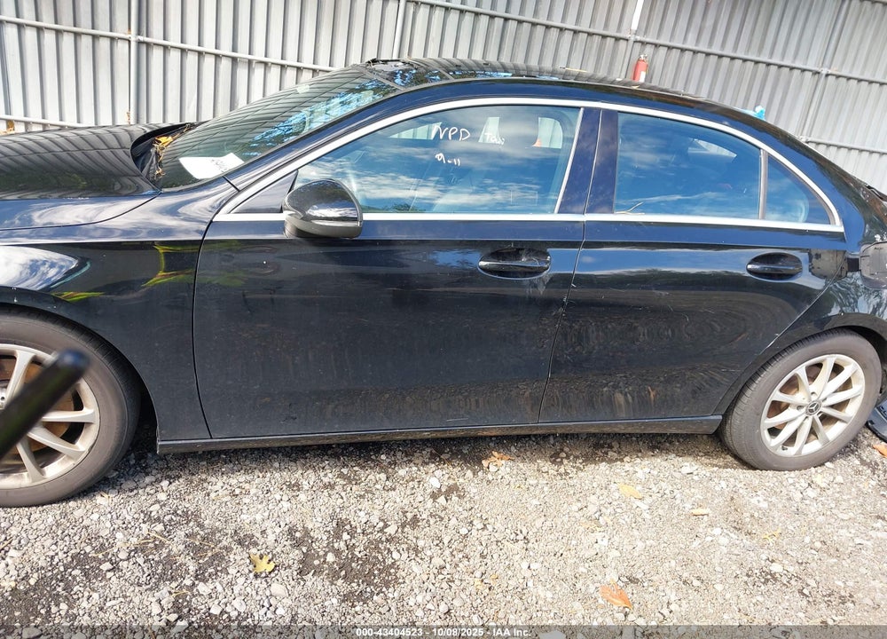 2020 MERCEDES-BENZ A 220 4MATIC VIN: W1K3G4FB8LJ199022