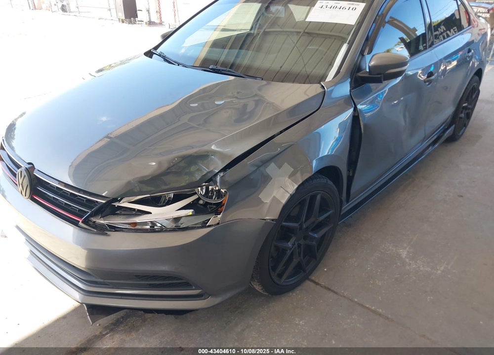2015 VOLKSWAGEN JETTA VIN: 3VWLA7AJ0FM290883