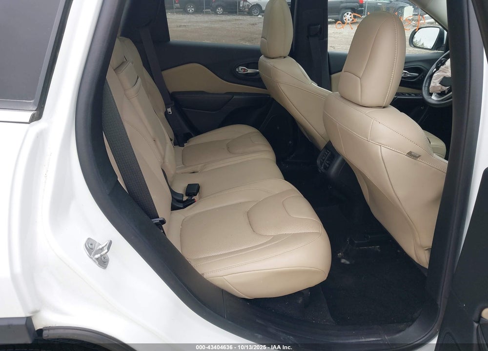 2015 JEEP CHEROKEE LIMITED VIN: 1C4PJLDS6FW531010