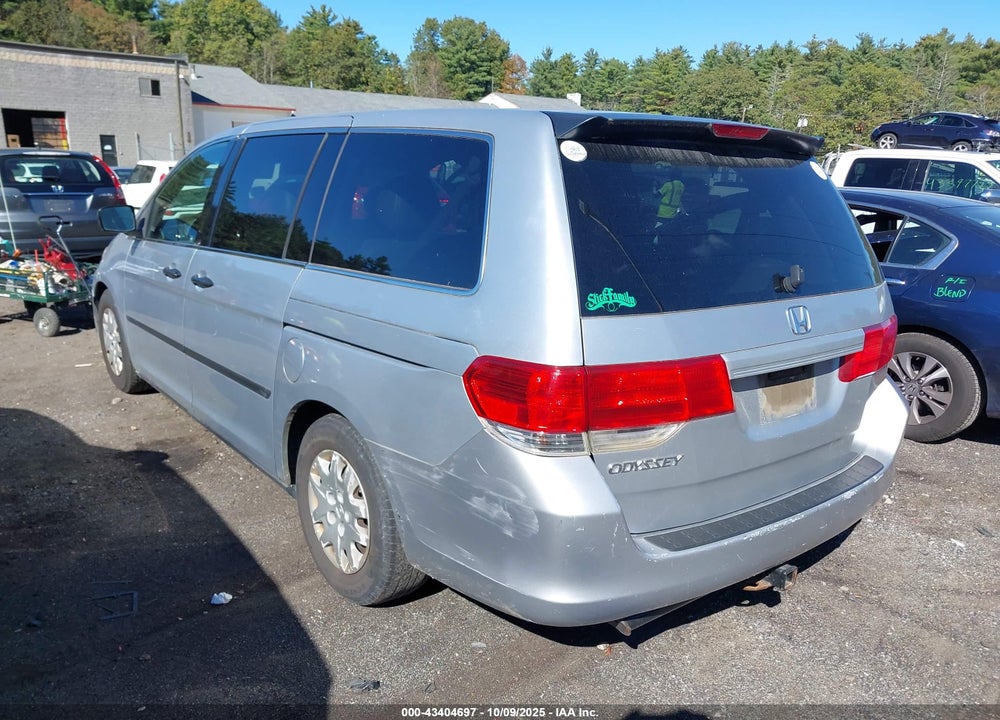 2010 HONDA ODYSSEY LX VIN: 5FNRL3H23AB015696