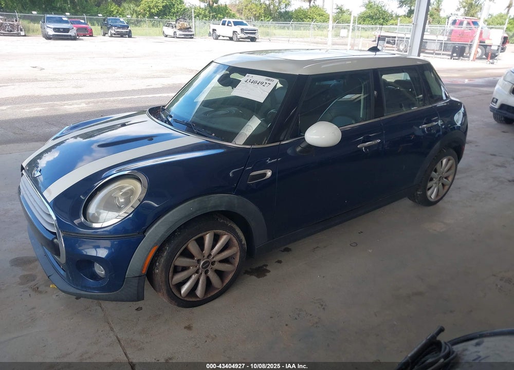 2015 MINI HARDTOP VIN: WMWXS5C58FT829299