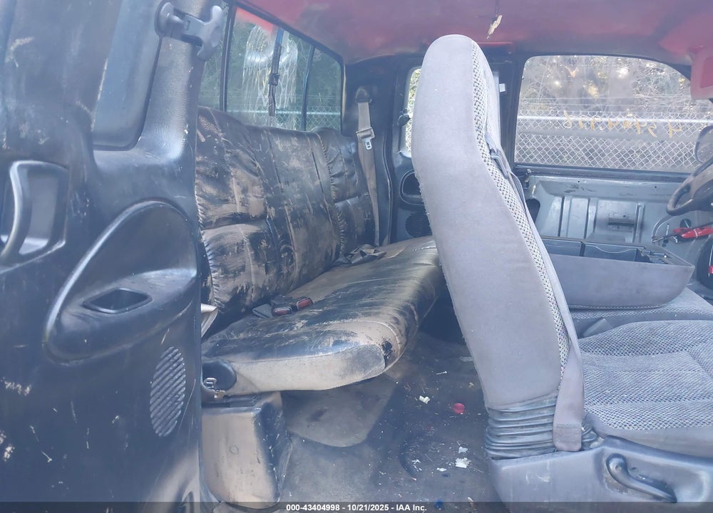 2000 DODGE RAM 1500 ST VIN: 1B7HF13Z4YJ182955