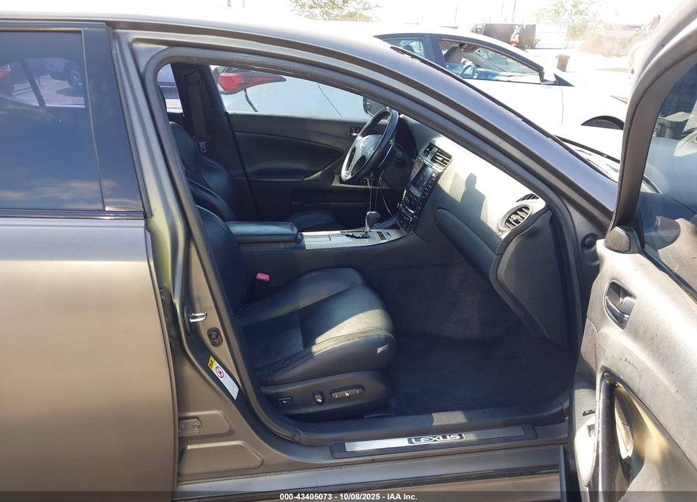 2009 LEXUS IS F VIN: JTHBP262X95005858