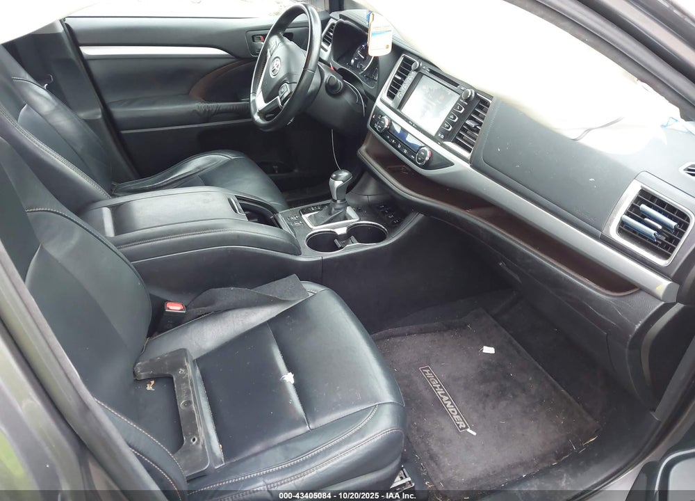 2015 TOYOTA HIGHLANDER VIN: 5TDJKRFH3FS201297