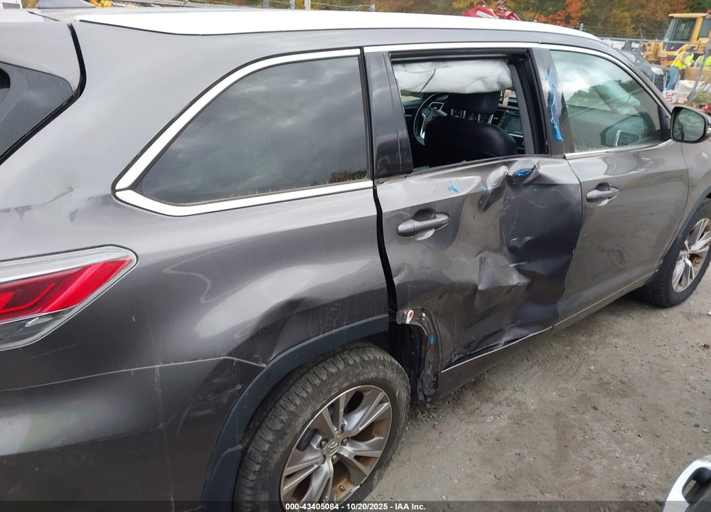 2015 TOYOTA HIGHLANDER VIN: 5TDJKRFH3FS201297