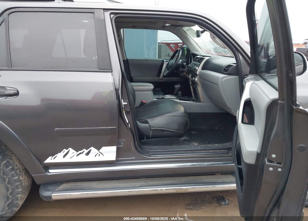 2011 TOYOTA 4RUNNER SR5 V6 VIN: JTEBU5JR5B5062339