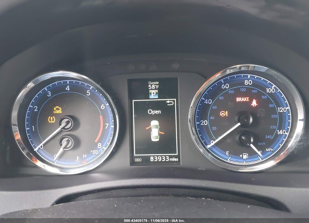 2018 TOYOTA COROLLA VIN: 2T1BURHE5JC038672