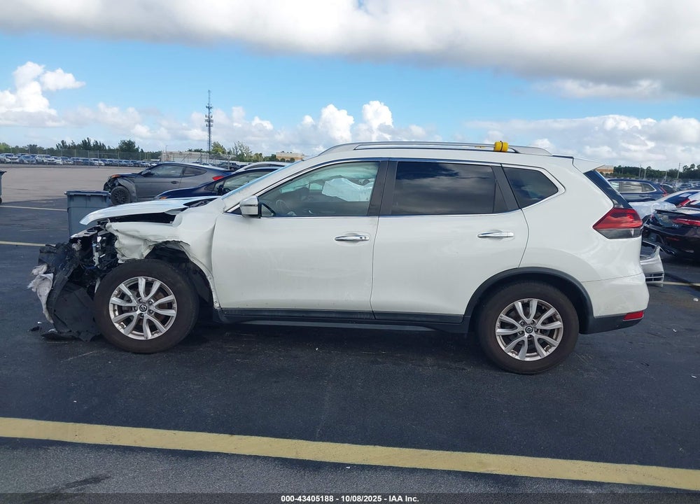 2020 NISSAN ROGUE SV FWD VIN: 5N1AT2MT4LC760359