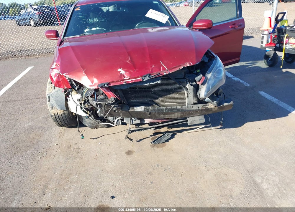 2014 CHRYSLER 200 VIN: 1C3CCBBB3EN186551