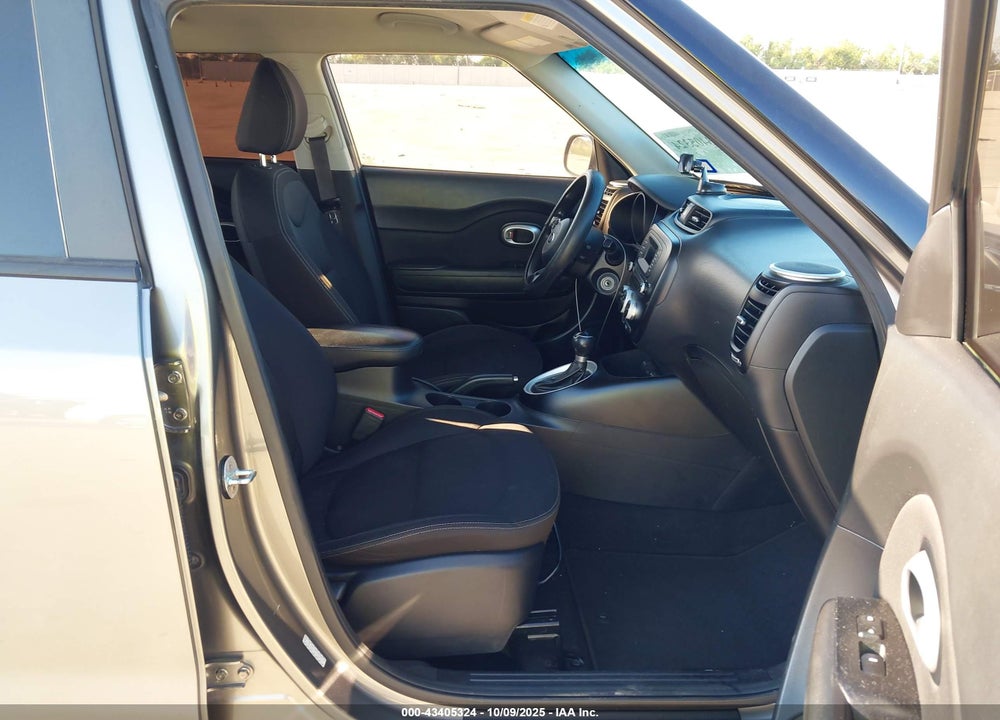 2016 KIA SOUL VIN: KNDJN2A2XG7308313
