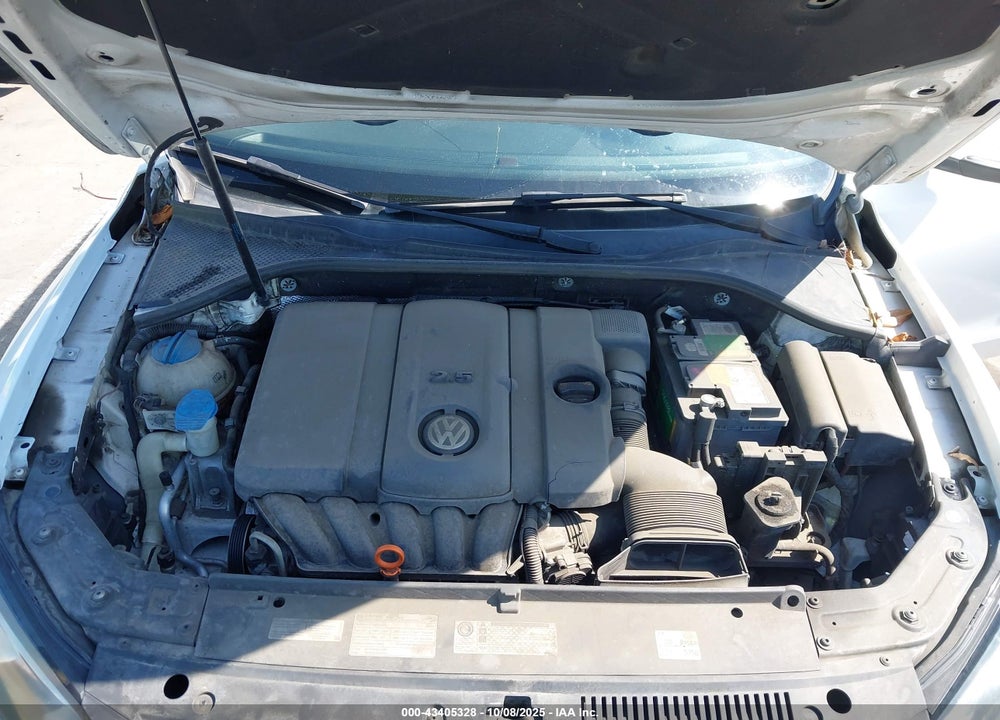 2013 VOLKSWAGEN PASSAT 2.5L SE VIN: 1VWBP7A36DC126418