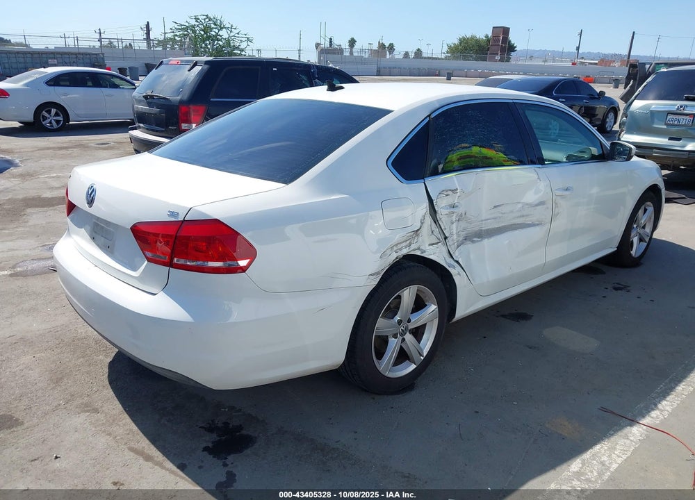 2013 VOLKSWAGEN PASSAT 2.5L SE VIN: 1VWBP7A36DC126418