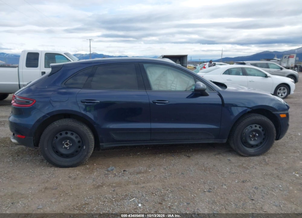 2017 PORSCHE MACAN S VIN: WP1AB2A57HLB12338