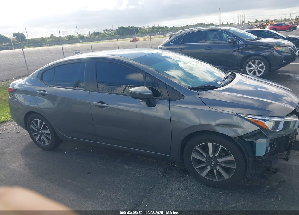 2021 NISSAN VERSA SV XTRONIC CVT VIN: 3N1CN8EV3ML808307