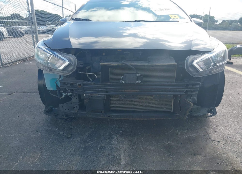 2021 NISSAN VERSA SV XTRONIC CVT VIN: 3N1CN8EV3ML808307