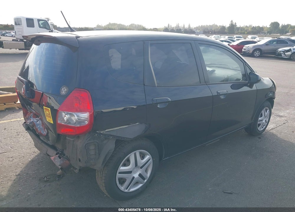 2007 HONDA FIT VIN: JHMGD38437S063800