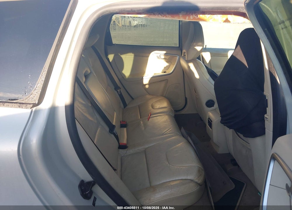 2010 VOLVO XC60 3.2 VIN: YV4982DZ1A2109543