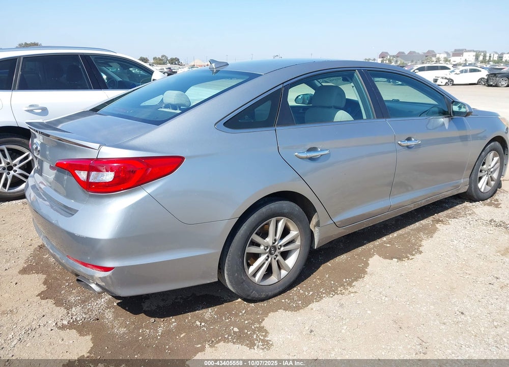2015 HYUNDAI SONATA VIN: 5NPE24AF6FH194166