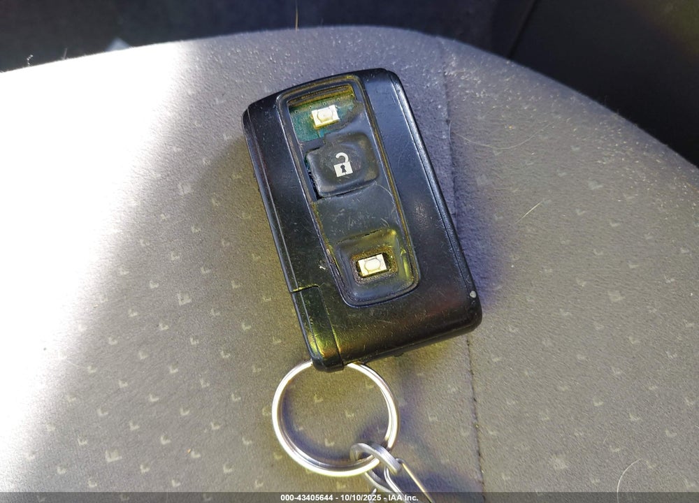 2007 TOYOTA PRIUS VIN: JTDKB20U177624778