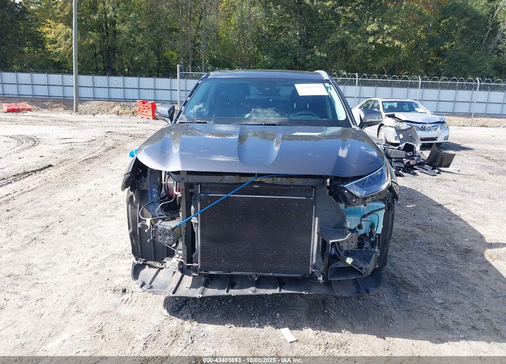 2022 TOYOTA HIGHLANDER XLE VIN: 5TDGZRAH0NS545102