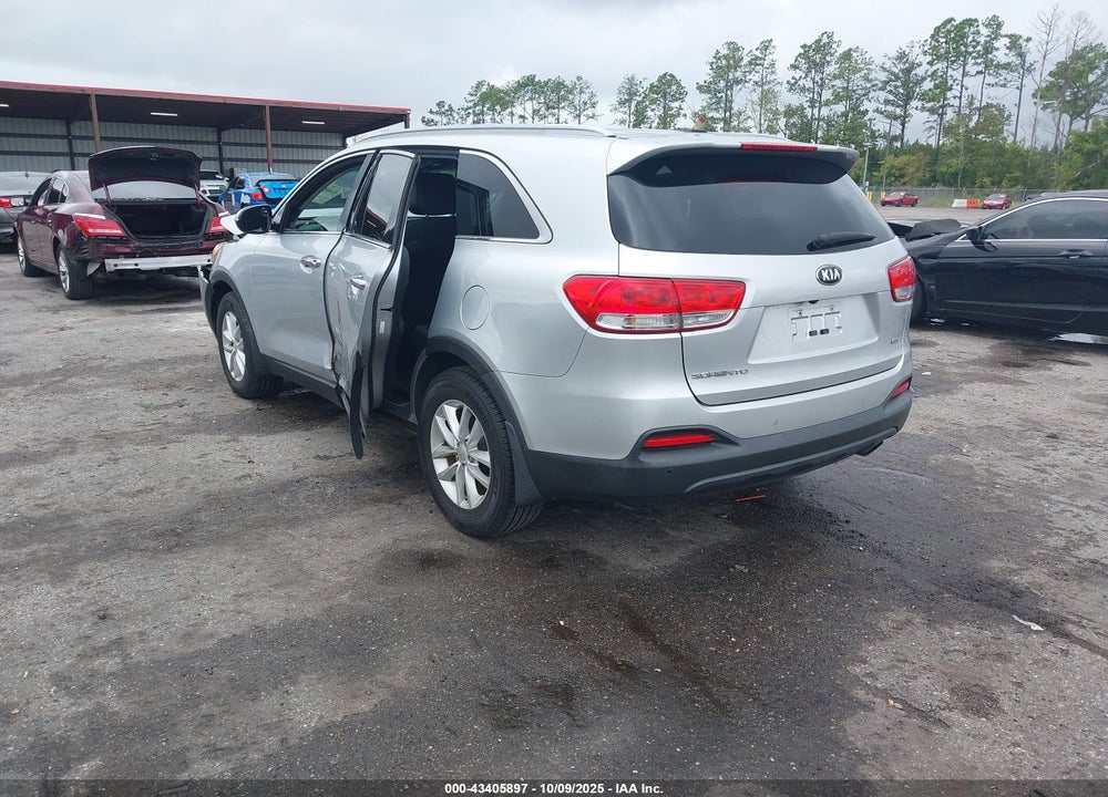 2016 KIA SORENTO VIN: 5XYPG4A33GG070820