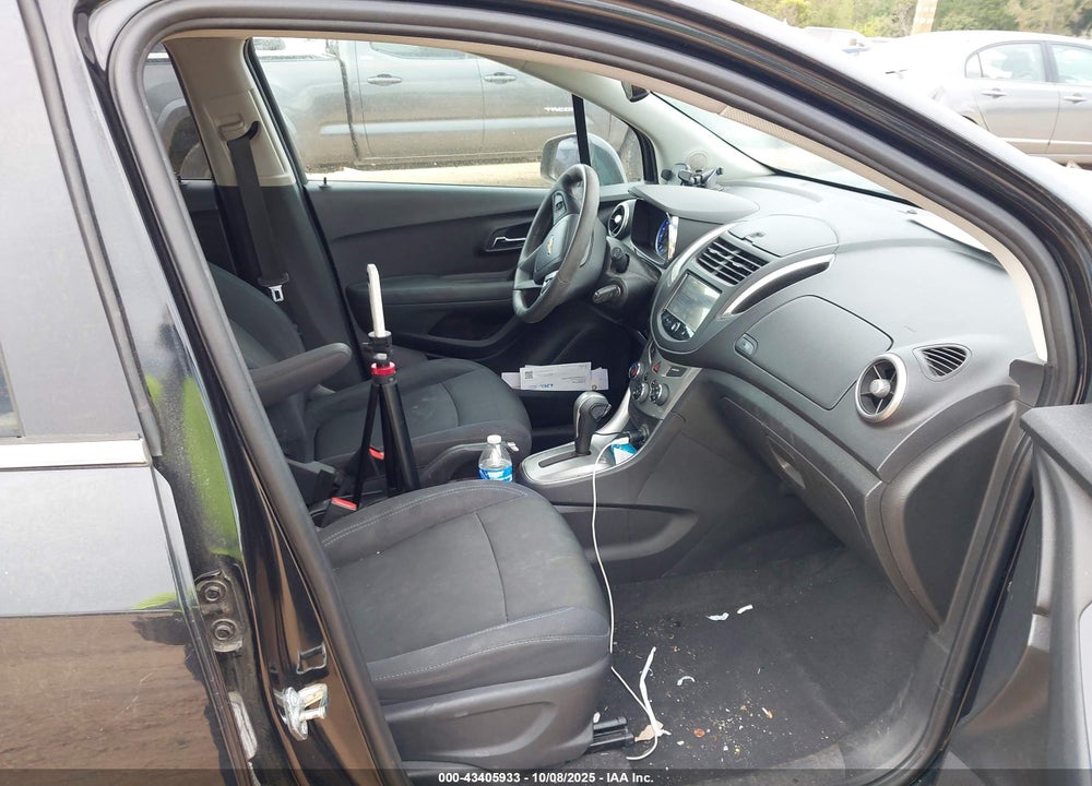 2015 CHEVROLET TRAX LT VIN: 3GNCJLSB2FL227669