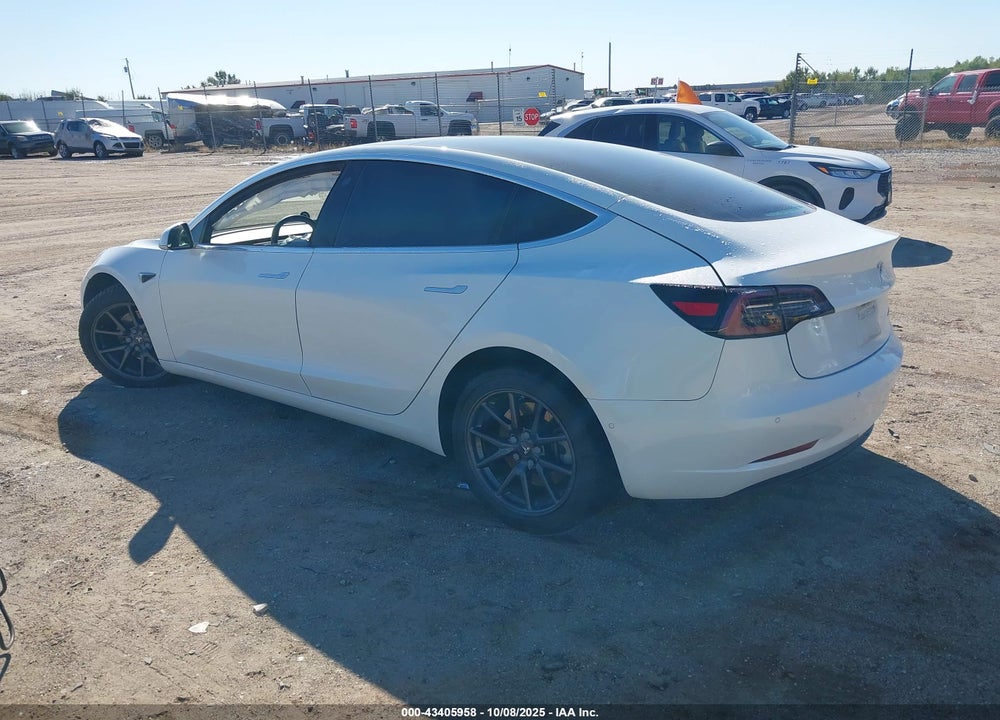 2018 TESLA MODEL 3 LONG RANGE/PERFORMANCE VIN: 5YJ3E1EB5JF067193
