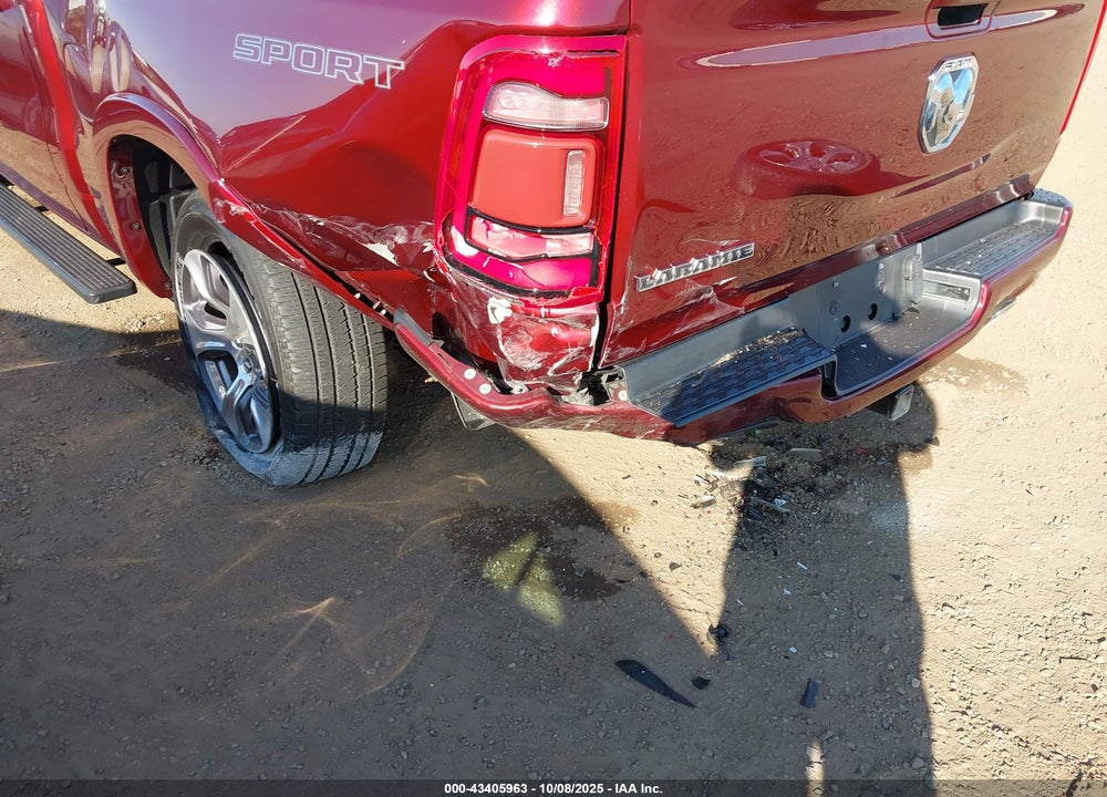 2021 RAM 1500 LAIE  4X2 5'7 BOX VIN: 1C6RREJT3MN544365